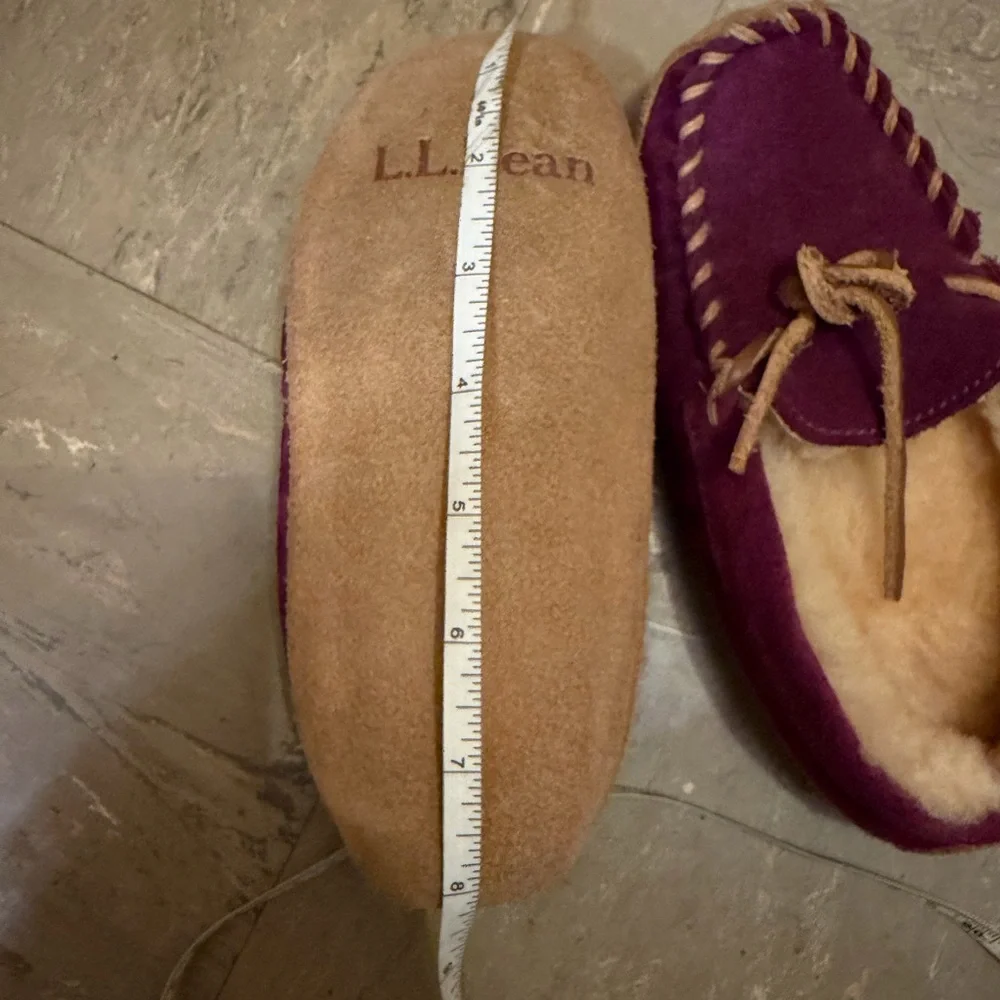 L.L. Bean Purple and Tan Kids' Wicked Good Slippers size 10